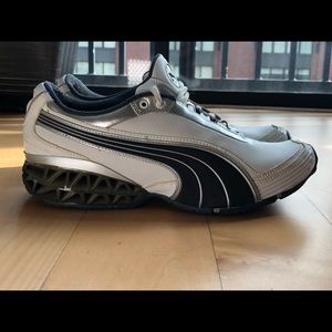 Puma Men’s Athletic Shoes - White/Blue - Size 7.5